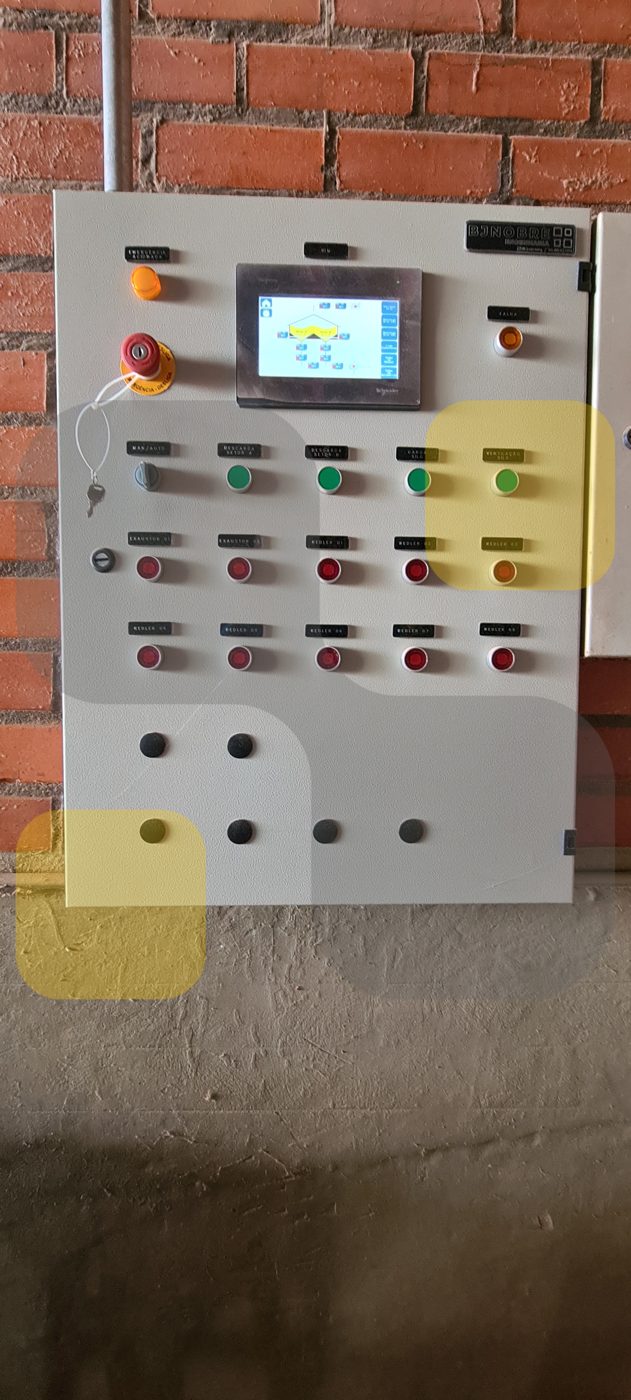 Painel de comando com IHM